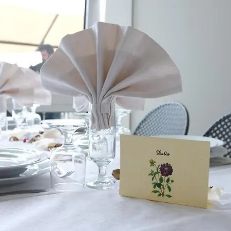 Garden Palace 호텔 3*