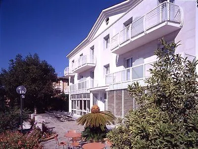 Garden Palace فاراتسي