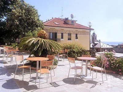 Hotel Garden Palace